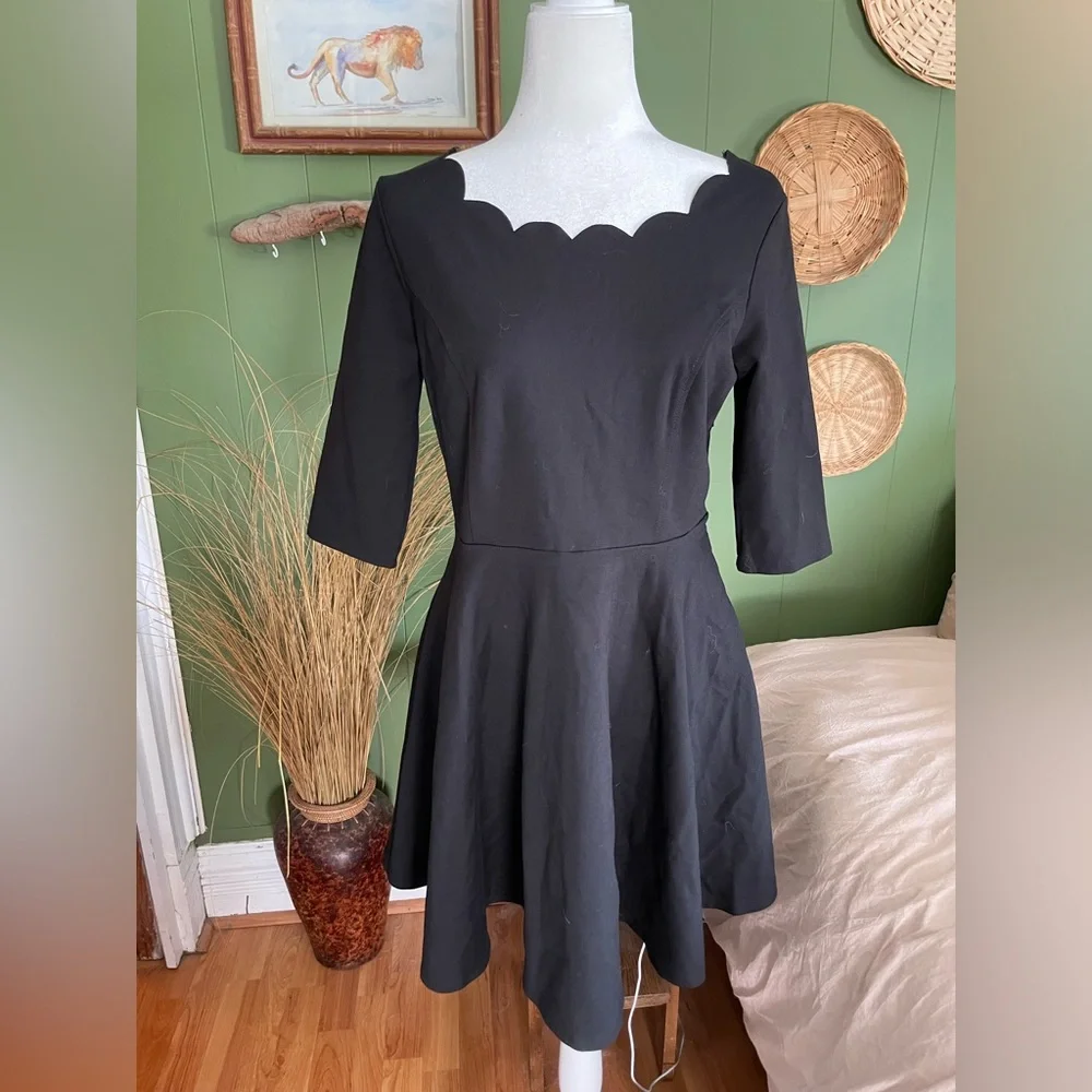 Black Scalloped Skater Event Party New Years Dress Size L - Picture 1 of 6